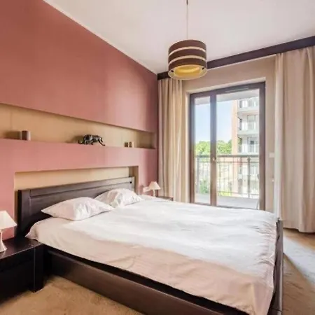 Urban Nest Group - Szafarnia 46 Apartment *